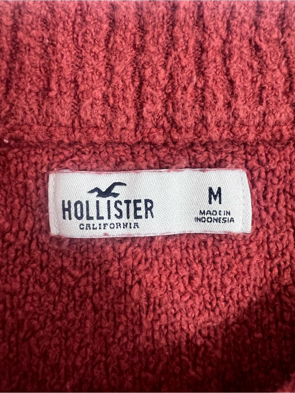 Hollister Cozy Rust Women's Crewneck Sweater - Picture 3 of 8